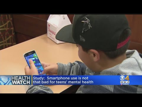 Little Evidence Tying Teen Smartphone Use To Mental Health Problems, Study Finds