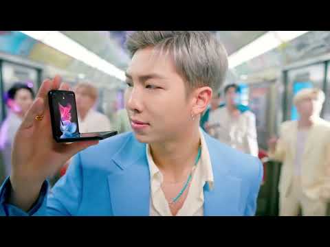 Samsung Galaxy Z Flip 5 - WITH A NEW TWIST!